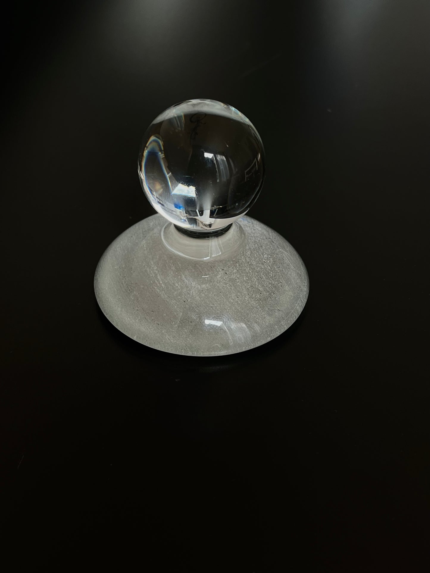 Glass muller