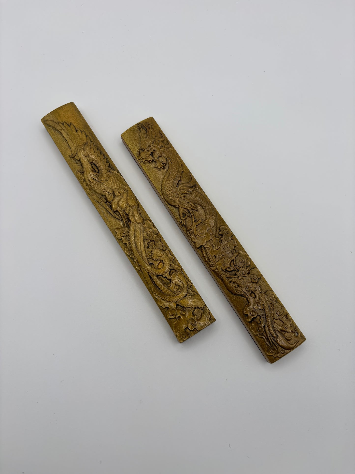 Pisapapeles pesados de Ryū y hō-ō